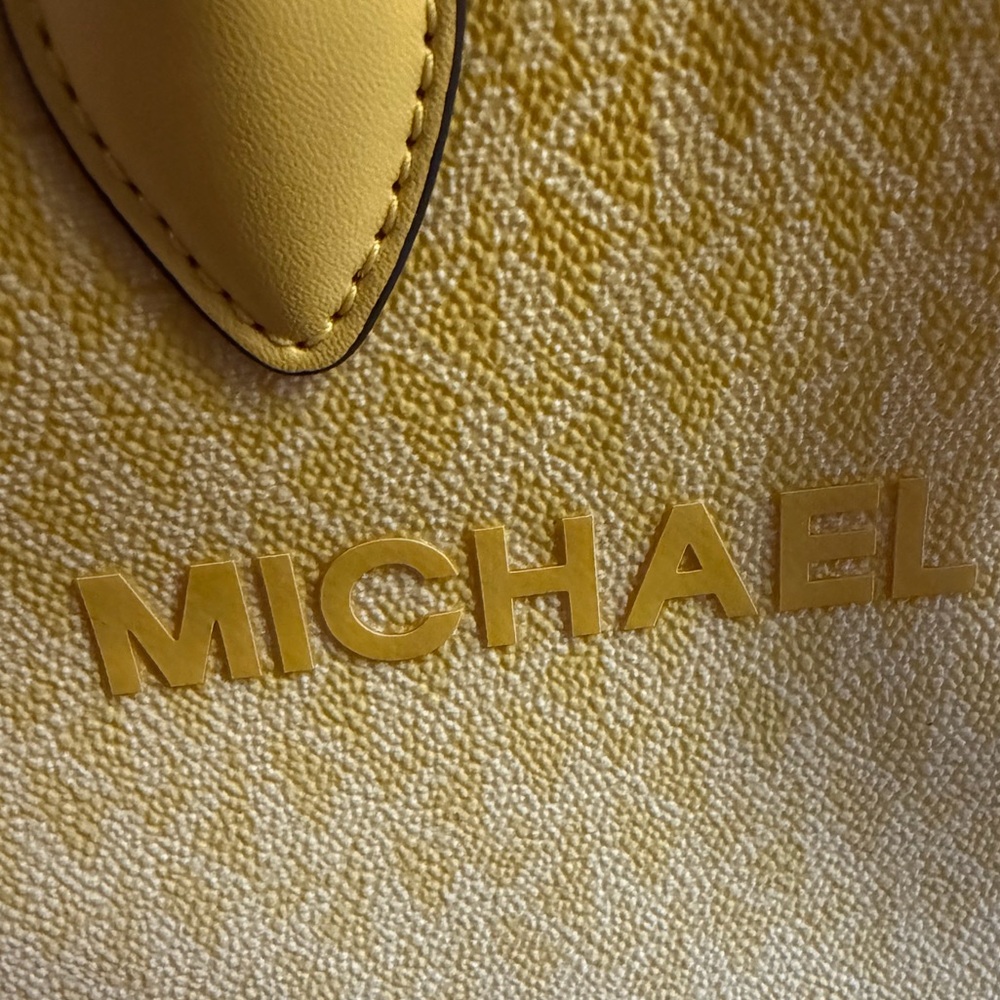 NWT Michael Kors Mirella Daisy Yellow Ombré Satchel with Detachable Strap - Picture 11 of 16